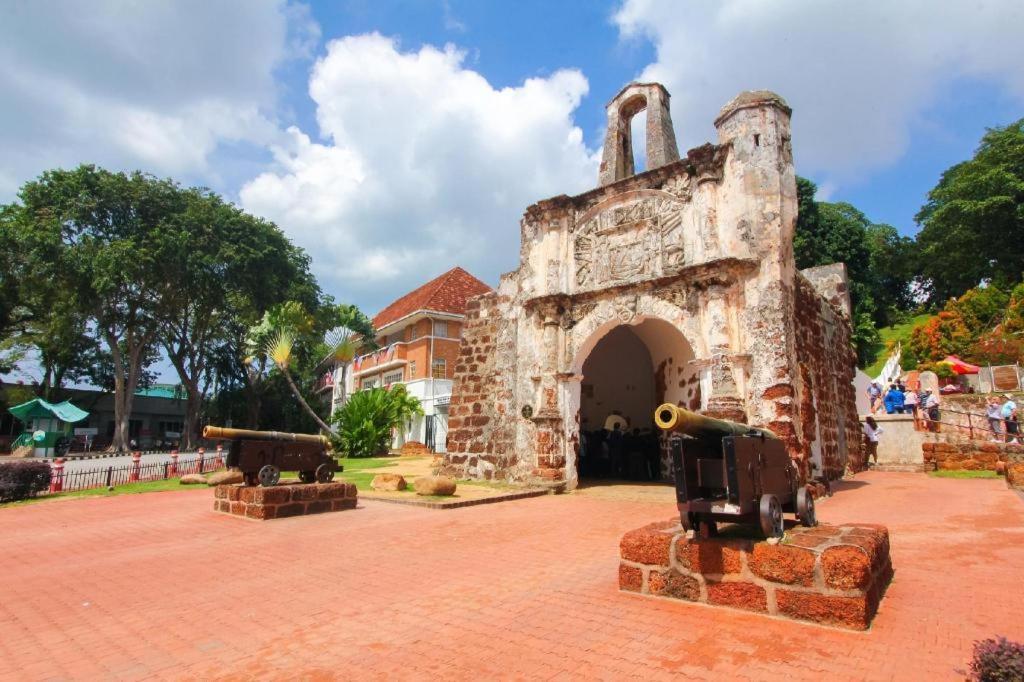 Grand Ct Hotel Malacca エクステリア 写真