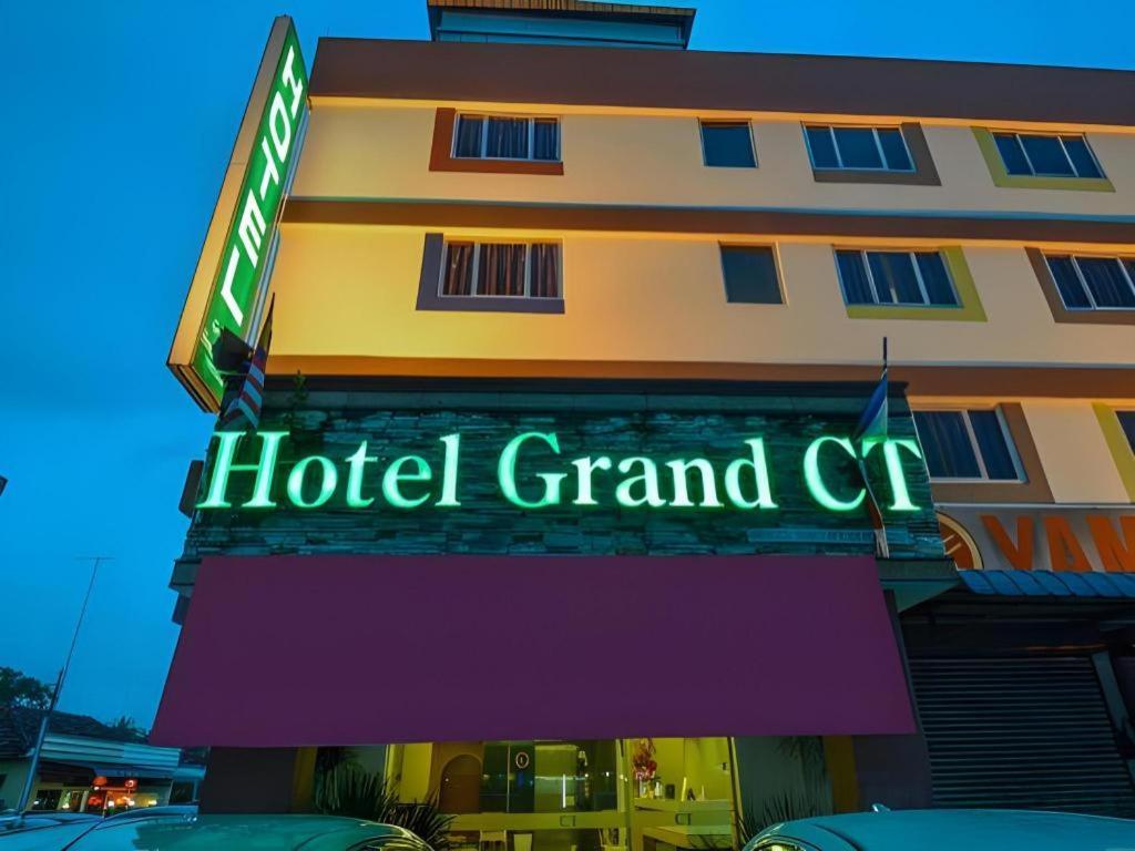 Grand Ct Hotel Malacca エクステリア 写真